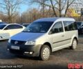 Серый Фольксваген Кадди, объемом двигателя 2 л и пробегом 211 тыс. км за 5500 $, фото 1 на Automoto.ua