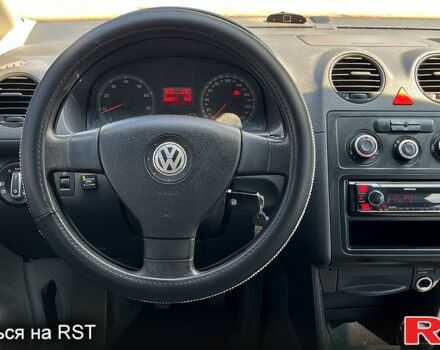 Серый Фольксваген Кадди, объемом двигателя 1.6 л и пробегом 268 тыс. км за 6700 $, фото 12 на Automoto.ua