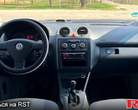 Серый Фольксваген Кадди, объемом двигателя 1.6 л и пробегом 268 тыс. км за 6700 $, фото 11 на Automoto.ua