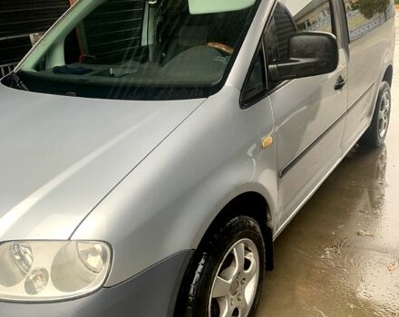 Серый Фольксваген Кадди, объемом двигателя 2 л и пробегом 347 тыс. км за 5700 $, фото 3 на Automoto.ua