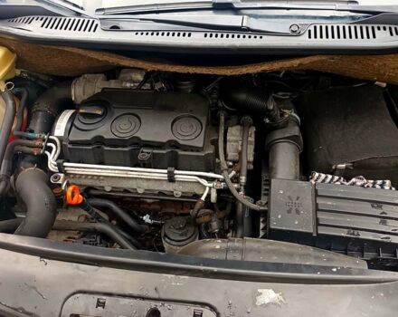 Сірий Фольксваген Кадді, об'ємом двигуна 1.9 л та пробігом 310 тис. км за 8500 $, фото 5 на Automoto.ua