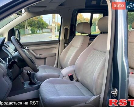 Серый Фольксваген Кадди, объемом двигателя 1.4 л и пробегом 240 тыс. км за 8600 $, фото 6 на Automoto.ua