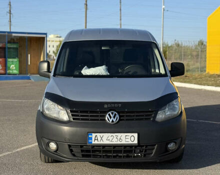 Серый Фольксваген Кадди, объемом двигателя 1.6 л и пробегом 342 тыс. км за 6900 $, фото 1 на Automoto.ua