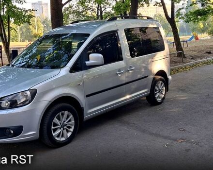 Сірий Фольксваген Кадді, об'ємом двигуна 1.6 л та пробігом 190 тис. км за 11600 $, фото 1 на Automoto.ua