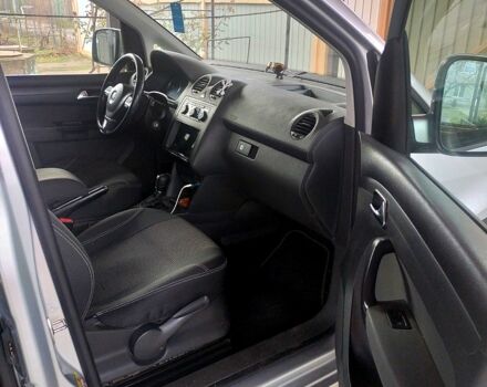 Сірий Фольксваген Кадді, об'ємом двигуна 1.6 л та пробігом 230 тис. км за 11000 $, фото 2 на Automoto.ua