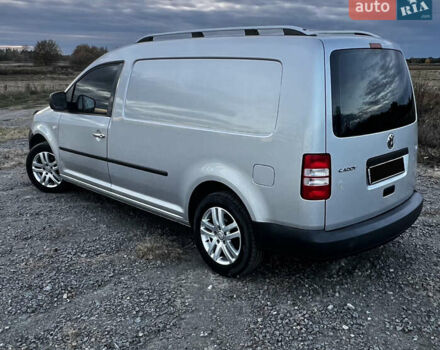 Серый Фольксваген Кадди, объемом двигателя 1.6 л и пробегом 270 тыс. км за 9200 $, фото 7 на Automoto.ua