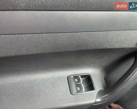 Серый Фольксваген Кадди, объемом двигателя 1.6 л и пробегом 337 тыс. км за 11500 $, фото 14 на Automoto.ua