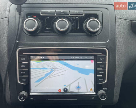 Серый Фольксваген Кадди, объемом двигателя 1.6 л и пробегом 337 тыс. км за 11500 $, фото 8 на Automoto.ua