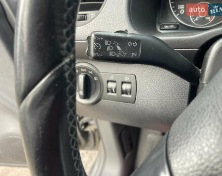 Серый Фольксваген Кадди, объемом двигателя 1.6 л и пробегом 337 тыс. км за 11500 $, фото 12 на Automoto.ua