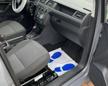 Серый Фольксваген Кадди, объемом двигателя 1.97 л и пробегом 246 тыс. км за 17500 $, фото 9 на Automoto.ua