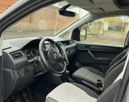 Серый Фольксваген Кадди, объемом двигателя 1.97 л и пробегом 245 тыс. км за 14500 $, фото 9 на Automoto.ua