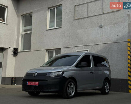 Сірий Фольксваген Кадді, об'ємом двигуна 2 л та пробігом 195 тис. км за 17399 $, фото 1 на Automoto.ua