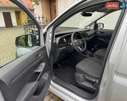 Серый Фольксваген Кадди, объемом двигателя 2 л и пробегом 249 тыс. км за 16800 $, фото 13 на Automoto.ua