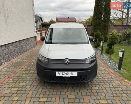 Серый Фольксваген Кадди, объемом двигателя 2 л и пробегом 249 тыс. км за 16800 $, фото 3 на Automoto.ua