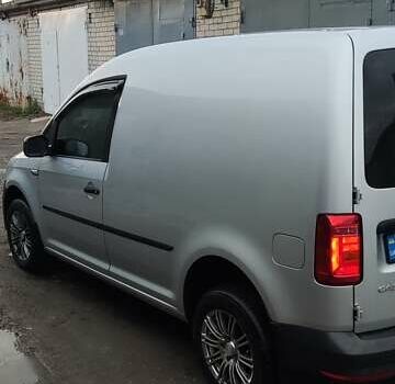 Сірий Фольксваген Кадді, об'ємом двигуна 2 л та пробігом 163 тис. км за 13499 $, фото 7 на Automoto.ua