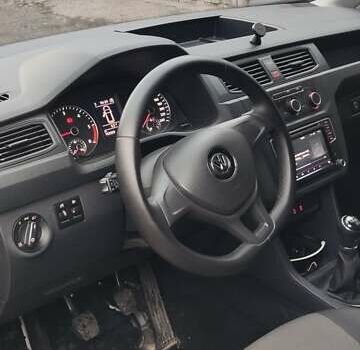 Сірий Фольксваген Кадді, об'ємом двигуна 2 л та пробігом 163 тис. км за 13499 $, фото 3 на Automoto.ua