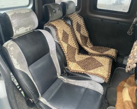 Серый Фольксваген Кадди, объемом двигателя 1.9 л и пробегом 350 тыс. км за 4500 $, фото 5 на Automoto.ua