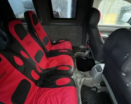 Серый Фольксваген Кадди, объемом двигателя 2 л и пробегом 364 тыс. км за 5000 $, фото 5 на Automoto.ua