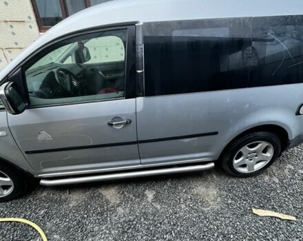 Серый Фольксваген Кадди, объемом двигателя 2 л и пробегом 364 тыс. км за 5000 $, фото 3 на Automoto.ua