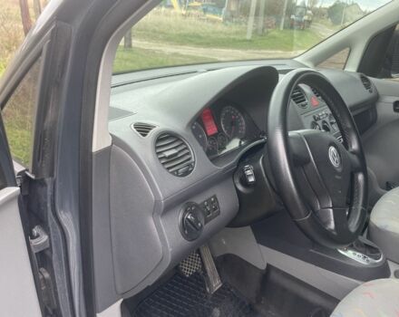 Серый Фольксваген Кадди, объемом двигателя 1.9 л и пробегом 352 тыс. км за 5000 $, фото 4 на Automoto.ua