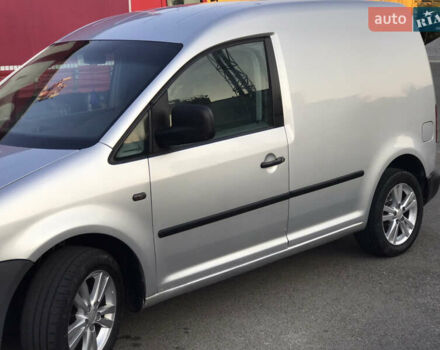 Серый Фольксваген Кадди, объемом двигателя 2 л и пробегом 430 тыс. км за 4599 $, фото 3 на Automoto.ua