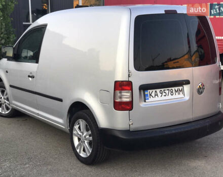 Серый Фольксваген Кадди, объемом двигателя 2 л и пробегом 430 тыс. км за 4599 $, фото 2 на Automoto.ua