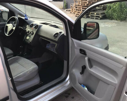 Серый Фольксваген Кадди, объемом двигателя 2 л и пробегом 430 тыс. км за 4599 $, фото 9 на Automoto.ua