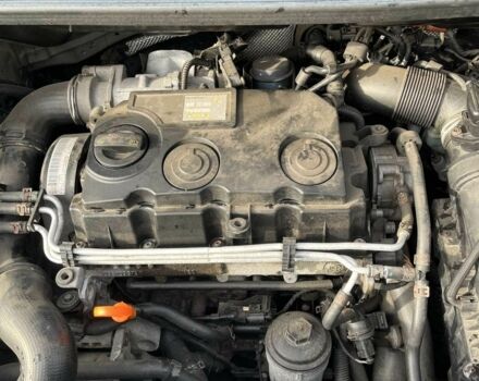 Сірий Фольксваген Кадді, об'ємом двигуна 1 л та пробігом 345 тис. км за 6000 $, фото 10 на Automoto.ua