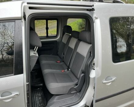 Серый Фольксваген Кадди, объемом двигателя 1.6 л и пробегом 312 тыс. км за 9200 $, фото 7 на Automoto.ua