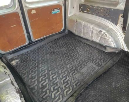 Сірий Фольксваген Кадді, об'ємом двигуна 1.6 л та пробігом 225 тис. км за 7000 $, фото 12 на Automoto.ua