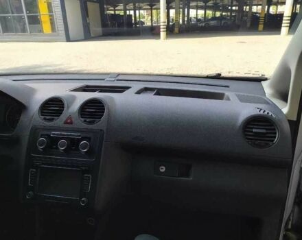 Сірий Фольксваген Кадді, об'ємом двигуна 1.6 л та пробігом 225 тис. км за 7000 $, фото 3 на Automoto.ua