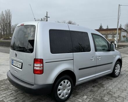 Серый Фольксваген Кадди, объемом двигателя 1.6 л и пробегом 158 тыс. км за 13500 $, фото 3 на Automoto.ua