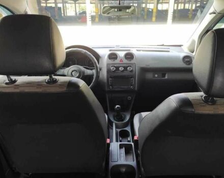 Сірий Фольксваген Кадді, об'ємом двигуна 1.6 л та пробігом 225 тис. км за 7000 $, фото 18 на Automoto.ua