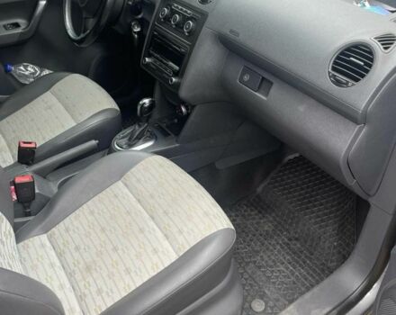 Серый Фольксваген Кадди, объемом двигателя 2 л и пробегом 260 тыс. км за 8500 $, фото 1 на Automoto.ua