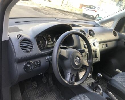 Сірий Фольксваген Кадді, об'ємом двигуна 2 л та пробігом 163 тис. км за 12900 $, фото 4 на Automoto.ua