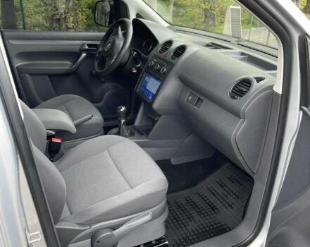 Серый Фольксваген Кадди, объемом двигателя 2 л и пробегом 300 тыс. км за 10500 $, фото 4 на Automoto.ua