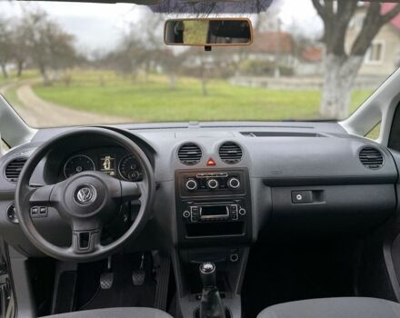 Сірий Фольксваген Кадді, об'ємом двигуна 1.6 л та пробігом 243 тис. км за 11950 $, фото 9 на Automoto.ua