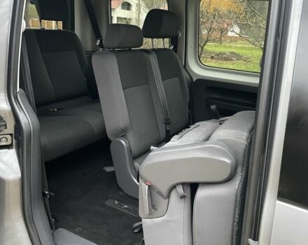 Сірий Фольксваген Кадді, об'ємом двигуна 1.6 л та пробігом 243 тис. км за 11950 $, фото 11 на Automoto.ua