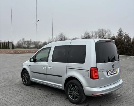 Серый Фольксваген Кадди, объемом двигателя 2 л и пробегом 280 тыс. км за 15000 $, фото 4 на Automoto.ua