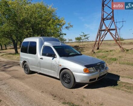 Серый Фольксваген Кадди, объемом двигателя 1.9 л и пробегом 300 тыс. км за 1850 $, фото 6 на Automoto.ua