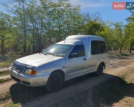 Серый Фольксваген Кадди, объемом двигателя 1.9 л и пробегом 300 тыс. км за 1850 $, фото 9 на Automoto.ua