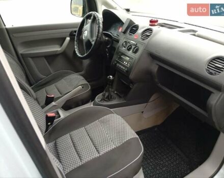 Серый Фольксваген Кадди, объемом двигателя 1.9 л и пробегом 279 тыс. км за 5300 $, фото 12 на Automoto.ua