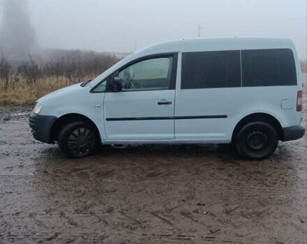 Серый Фольксваген Кадди, объемом двигателя 2 л и пробегом 275 тыс. км за 3500 $, фото 1 на Automoto.ua