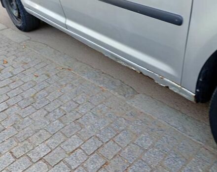 Серый Фольксваген Кадди, объемом двигателя 1.39 л и пробегом 286 тыс. км за 3700 $, фото 4 на Automoto.ua