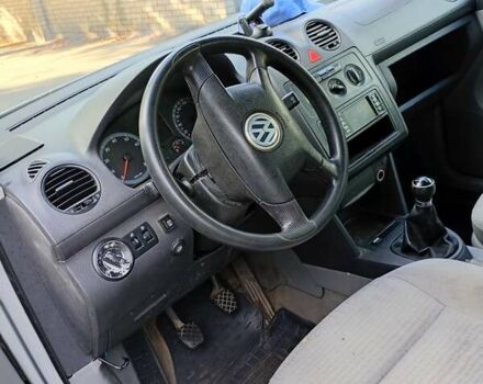 Серый Фольксваген Кадди, объемом двигателя 1.39 л и пробегом 286 тыс. км за 3700 $, фото 9 на Automoto.ua