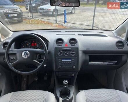 Серый Фольксваген Кадди, объемом двигателя 1.6 л и пробегом 203 тыс. км за 7800 $, фото 12 на Automoto.ua