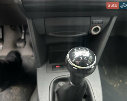 Сірий Фольксваген Кадді, об'ємом двигуна 1.6 л та пробігом 197 тис. км за 6350 $, фото 23 на Automoto.ua