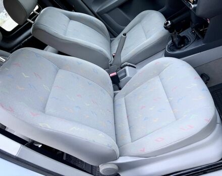 Серый Фольксваген Кадди, объемом двигателя 2 л и пробегом 286 тыс. км за 5499 $, фото 15 на Automoto.ua