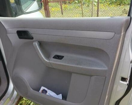 Серый Фольксваген Кадди, объемом двигателя 1.9 л и пробегом 350 тыс. км за 4000 $, фото 14 на Automoto.ua