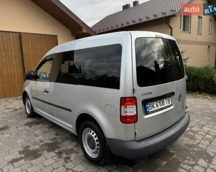 Сірий Фольксваген Кадді, об'ємом двигуна 2 л та пробігом 370 тис. км за 3950 $, фото 9 на Automoto.ua